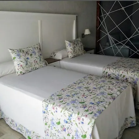 Bellahellin Hotell Hellín